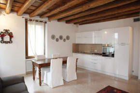 Centre 2 bedroom Flat Verona